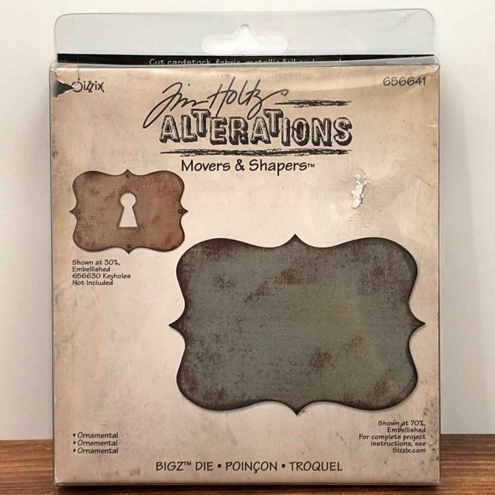 SIZZIX 656641 ORNAMENTAL KEY HOLE BACKGROUND TIM HOLTZ MOVERS & SHAPERS DIE